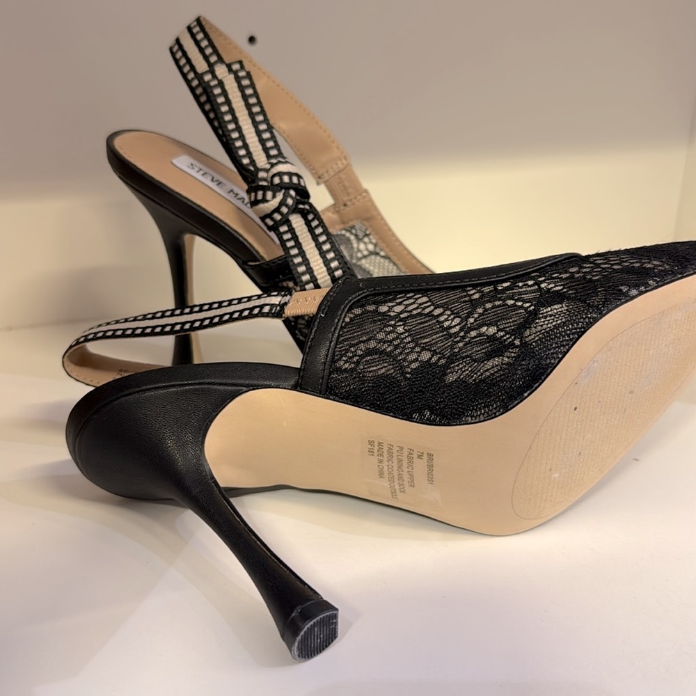 STEVE MADDEN “BRI” BLACK LACE HEEL. BRAND NEW. SIZE 7.0